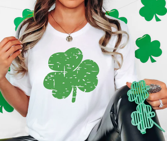 Distressed Clover